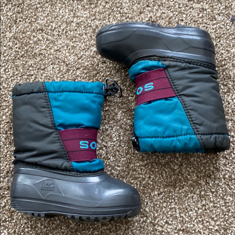 Sorels - Picture 4 of 15